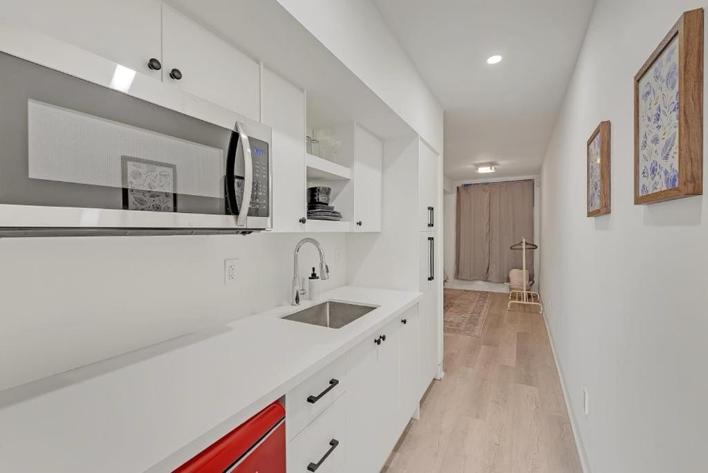 Suite In The Heart Of Downtown Toronto Exterior foto