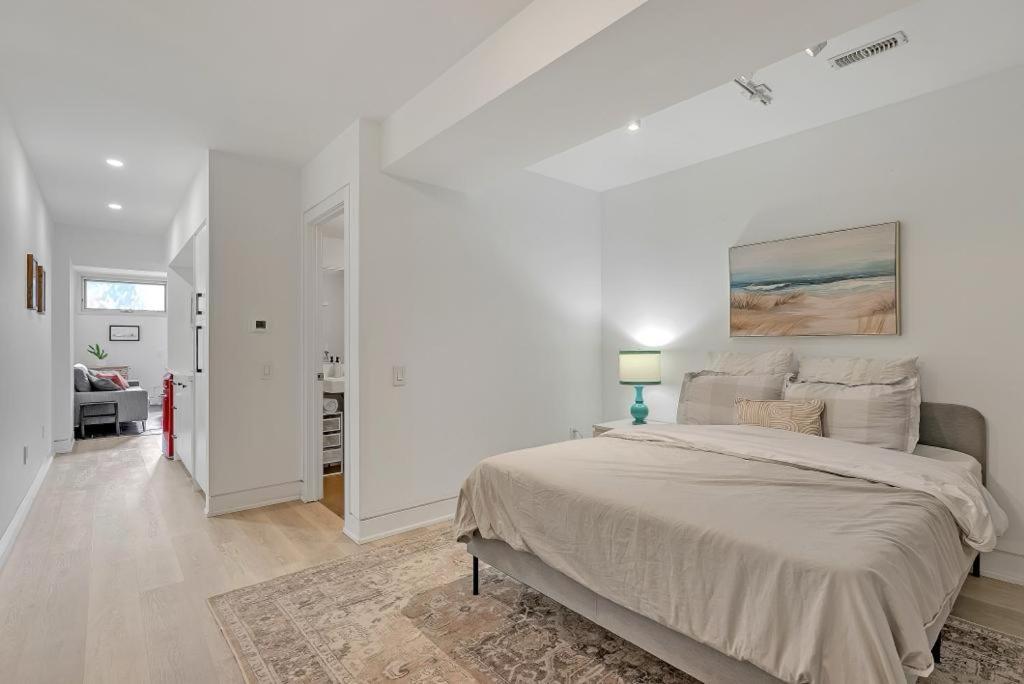 Suite In The Heart Of Downtown Toronto Exterior foto
